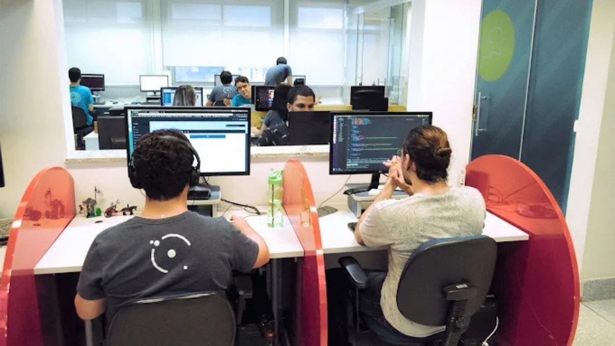 Equipe da Task no escritório em Belo Horizonte